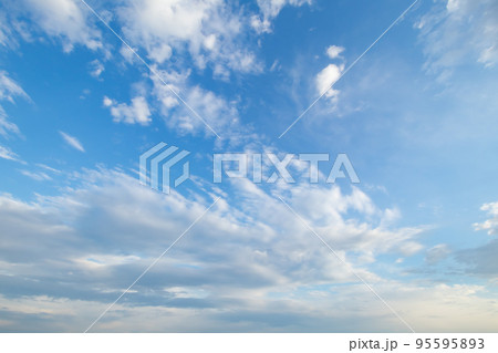 秋の空 95595893
