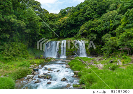 桐原の滝の風景 桐原の滝の風景 95597000
