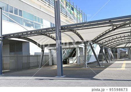 愛・地球博記念公園駅(リニモ)の駅前 愛・地球博記念公園駅(リニモ)の駅前 95598673