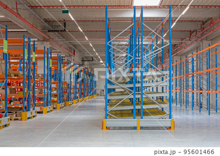 Gravity Flow Warehouse 95601466