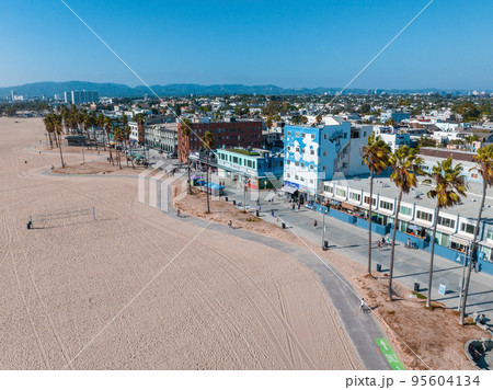 Aerial view of the shoreline in Venice Beach, CA, USA Aerial view of the shoreline in Venice Beach, CA, USA 95604134