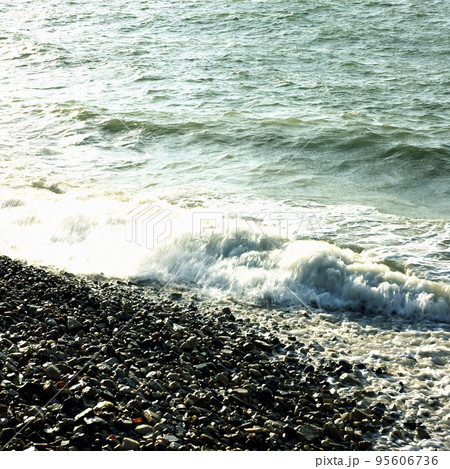波 泡沫 海 95606736
