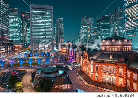 東京駅 夜景 95609234