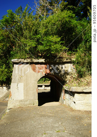 観音崎公園 北門第一砲台跡 観音崎公園 北門第一砲台跡 95609705