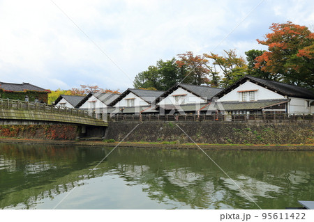 山居倉庫 【国指定史跡・山形県酒田市】 95611422
