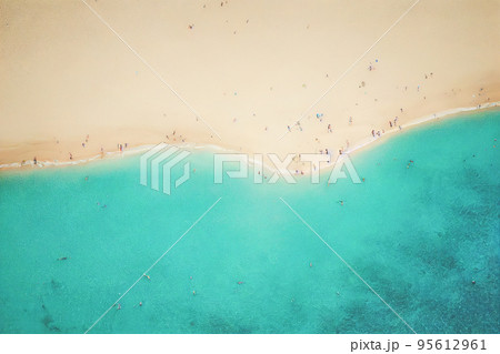 Relaxing aerial beach scene, summer vacation holiday template banner. Perfect aerial drone top view 95612961