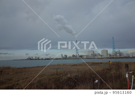 苫東東火力発電所の風景_北海道 苫東東火力発電所の風景_北海道 95613160