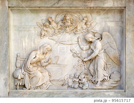Annunciation of the Virgin Mary on the Column of the Immaculate Conception on Piazza Mignanelli in Rome, Italy 95615717
