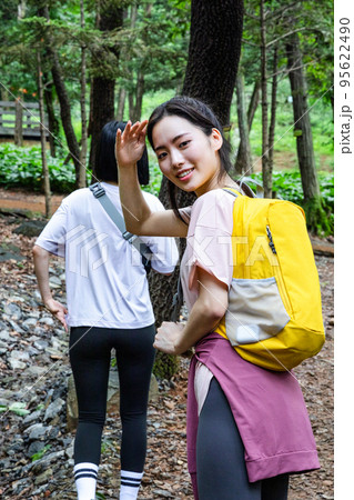 korean young women hiking and plogging_trekking mountain korean young women hiking and plogging_trekking mountain 95622490