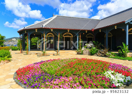 【長崎県】晴天の長崎のグラバー園（旧グラバー住宅） 95623132