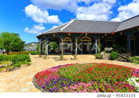 【長崎県】晴天の長崎のグラバー園（旧グラバー住宅） 95623133