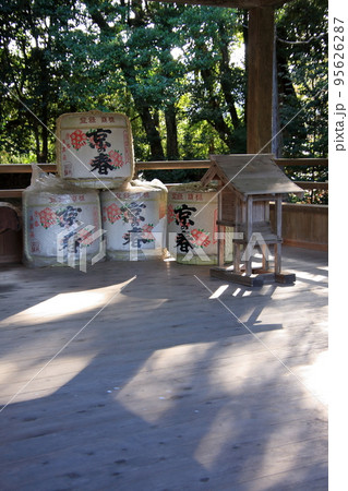 伊根の浦島太郎伝説浦嶋神社 95626287
