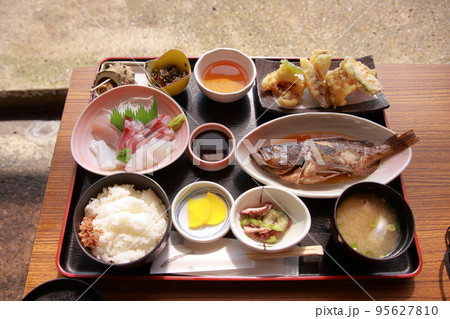 京丹後グルメ蒲入水産漁港めし 95627810