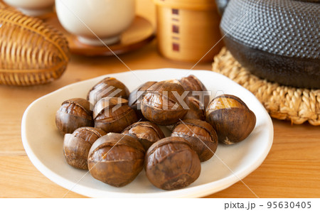 焼き栗　皮付き 95630405
