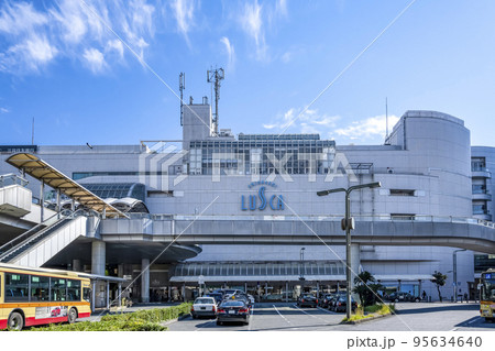 神奈川県茅ヶ崎市の都市風景 茅ヶ崎駅 神奈川県茅ヶ崎市の都市風景 茅ヶ崎駅 95634640