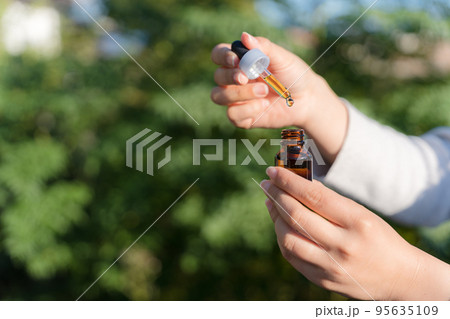 健康に良いとされている合法的なCBDオイル 健康に良いとされている合法的なCBDオイル 95635109