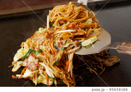 焼きそば 95639166