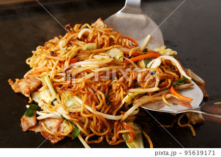 焼きそば 95639171