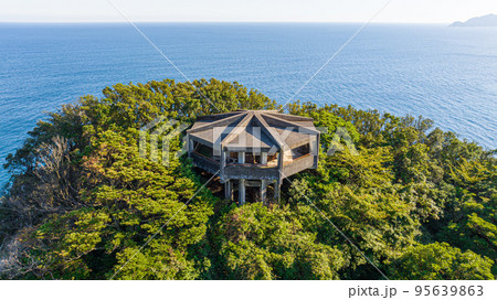 千羽海崖ロープウェイ跡【千羽展望台】　ドローン空撮 95639863