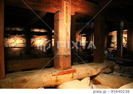 八雲立つ出雲国の名城…千鳥城『松江城』 八雲立つ出雲国の名城…千鳥城『松江城』 95640236