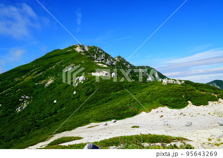 中央アルプス　池山林道コースからの空木岳 95643269