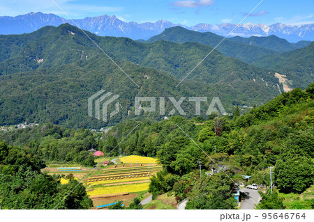石津の棚田周辺より北アルプス方面を望む(長野県長野市)【2022.9】 95646764