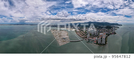 Panorama aerial view Tanjung Tokong at Penang Island in blue day Panorama aerial view Tanjung Tokong at Penang Island in blue day 95647812