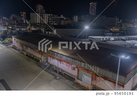 夜の横須賀港 夜の横須賀港 95650193