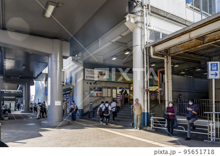 神奈川県藤沢市の都市風景 藤沢駅 神奈川県藤沢市の都市風景 藤沢駅 95651718