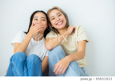 双子の姉妹 デニム 双子の姉妹 デニム 95651913