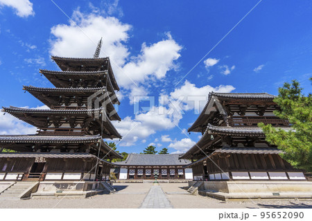法隆寺の五重塔・金堂・大講堂(奈良県生駒郡斑鳩町) 法隆寺の五重塔・金堂・大講堂(奈良県生駒郡斑鳩町) 95652090