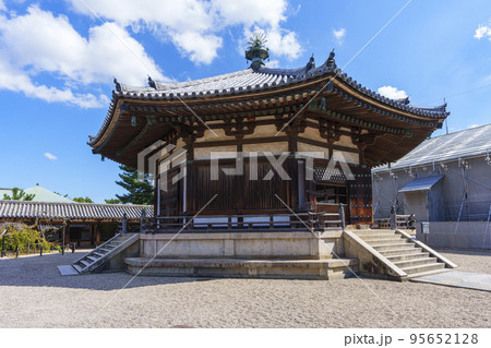 法隆寺　夢殿（東院伽藍） 95652128