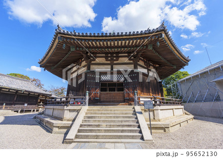 法隆寺　夢殿（東院伽藍） 95652130