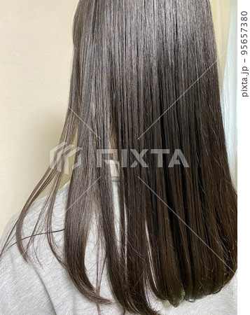 サラサラヘアー 95657380