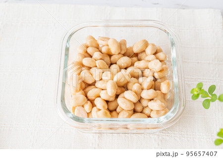 レトルト食品 大豆の水煮 レトルト食品 大豆の水煮 95657407