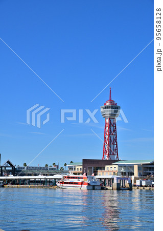 福岡市の風景　博多ポートタワー 95658128
