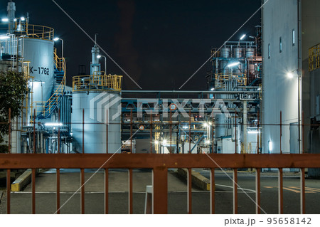 「神奈川県」工場夜景・川崎 「神奈川県」工場夜景・川崎 95658142