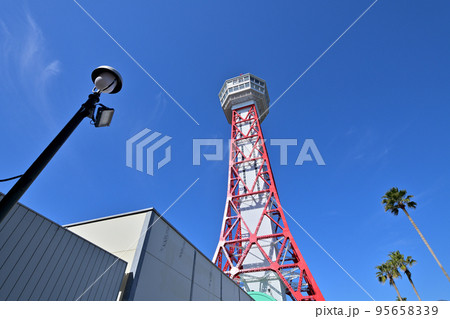 福岡市の風景　博多ポートタワー 95658339