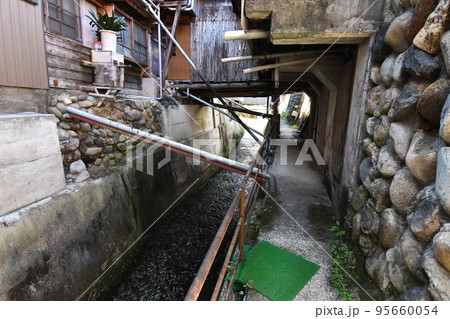 下呂市金山町の筋骨 下呂市金山町の筋骨 95660054