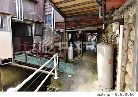 下呂市金山町の筋骨 下呂市金山町の筋骨 95660060