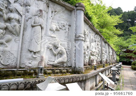 壷阪寺　奈良県 95661760