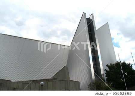 東京カテドラル聖マリア大聖堂、金属的な教会建物【東京都文京区】 東京カテドラル聖マリア大聖堂、金属的な教会建物【東京都文京区】 95662369