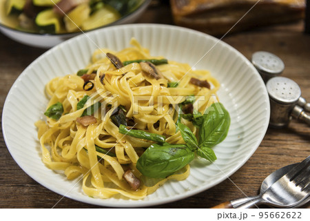 バジルパスタ 95662622