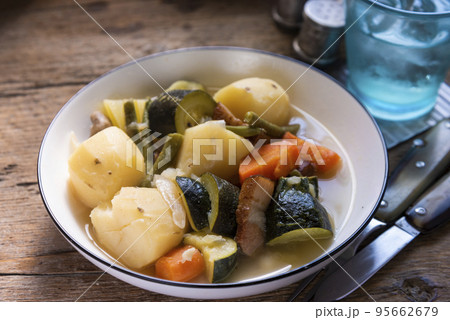 ポトフー ポトフー 95662679