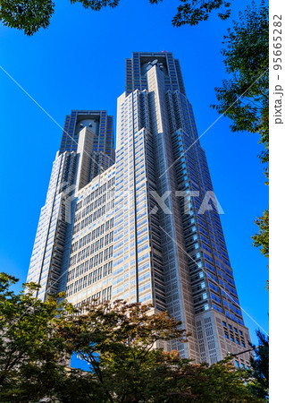 東京 西新宿の都市風景 東京都庁第一本庁舎 東京 西新宿の都市風景 東京都庁第一本庁舎 95665282
