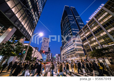 日本の東京都市景観　東京駅前に東京ミッドタウン八重洲が“誕生”＝10月26日 95667049