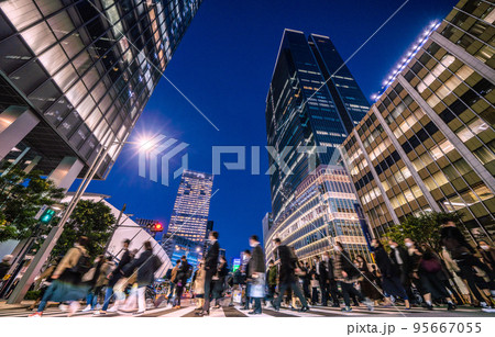 日本の東京都市景観 東京駅前に東京ミッドタウン八重洲が“誕生”=10月26日 日本の東京都市景観 東京駅前に東京ミッドタウン八重洲が“誕生”=10月26日 95667055