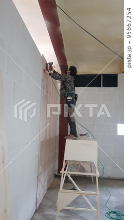 建設 男 男性 95667254