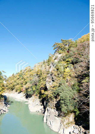 天龍峡 つつじ橋から北側4 天龍峡 つつじ橋から北側4 95669821