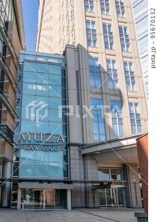 【神奈川県】川崎駅前の都市景観 95670132